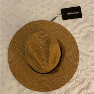Fedora straw hat